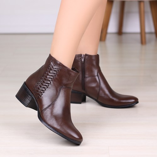 BOTA CANO BAIXO PERFIL MARROM FEMININO 60026-DZ BOTA CANO BAIXO PERFIL MARROM FEMININO 60026-DZ
