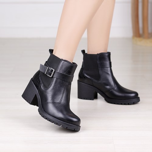 BOTA CANO CURTO COMFORT FLEX PRETO FEMININO 24-77302 BOTA CANO CURTO COMFORT FLEX PRETO FEMININO 24-77302