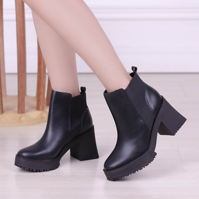 Bota Feminina Bota Tratorada Verniz Vizzano Bota Vizzano Tratorada