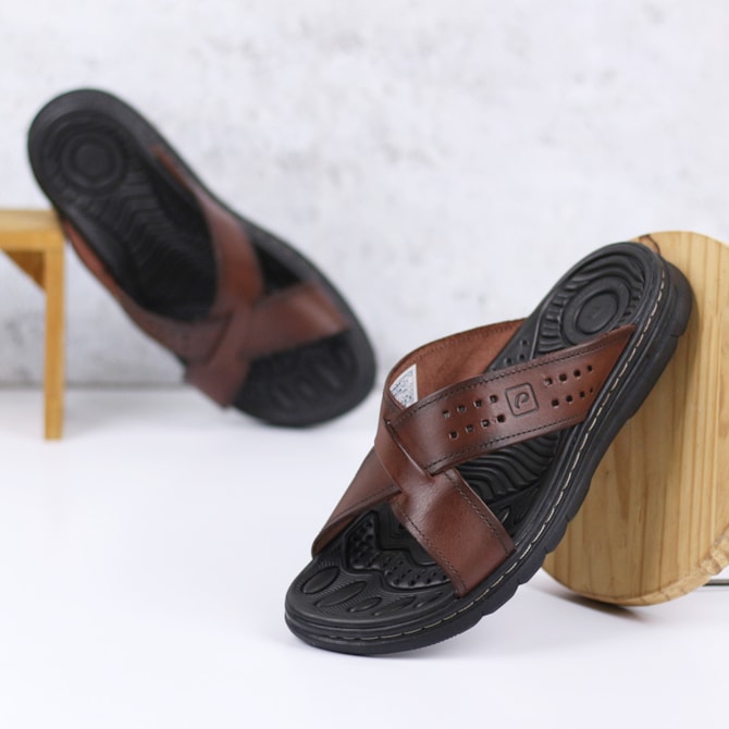 CHINELO CASUAL PEGADA PINHAO 134201