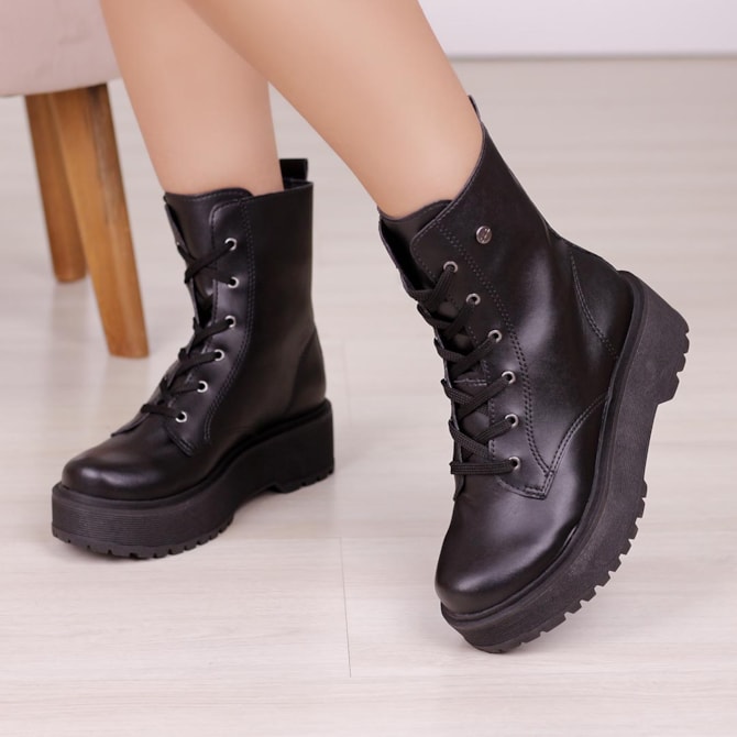 Salto Calça Destroyed Com Bota Bota Cano Alto Bota Over The Knee