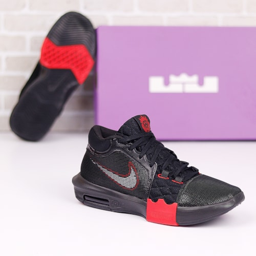 TENIS BASQUETE NIKE PRETO/VERMELHO(005) LEBRON WITNESS VIII