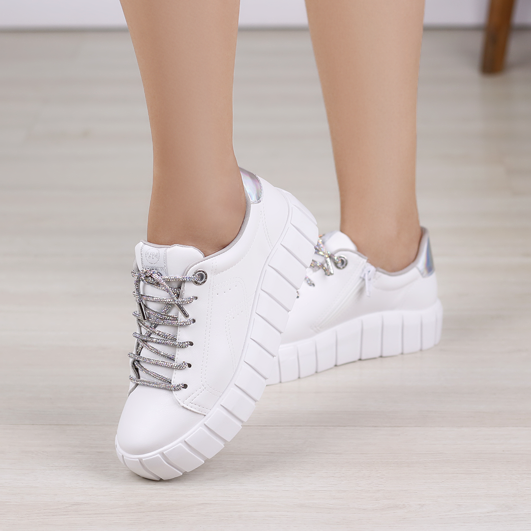 Sapato branco best sale via marte