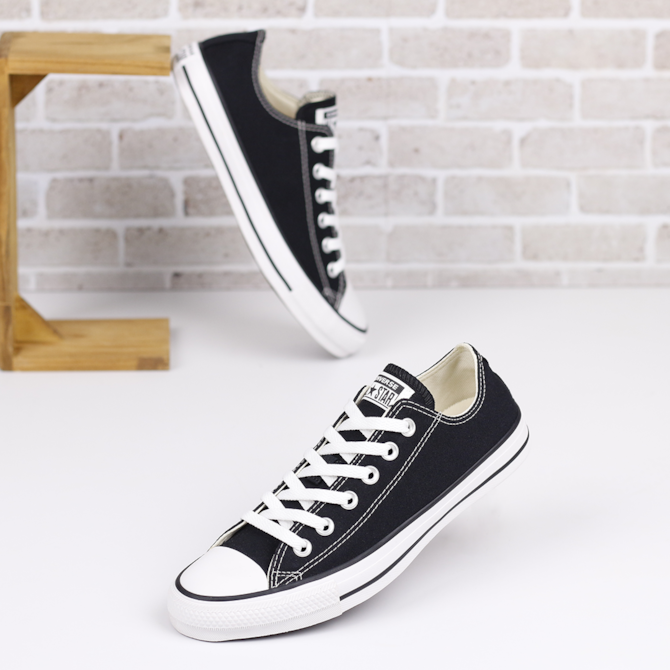 TENIS CHUCK TAYLOR ALL STAR PRETO CT00010002