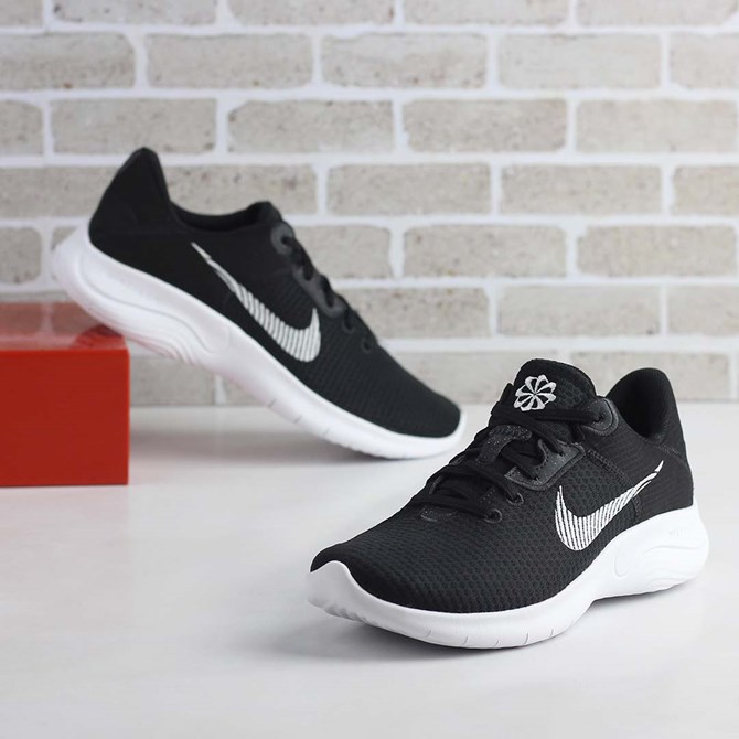 Tênis Nike Experience Run 11 Feminino - Preto