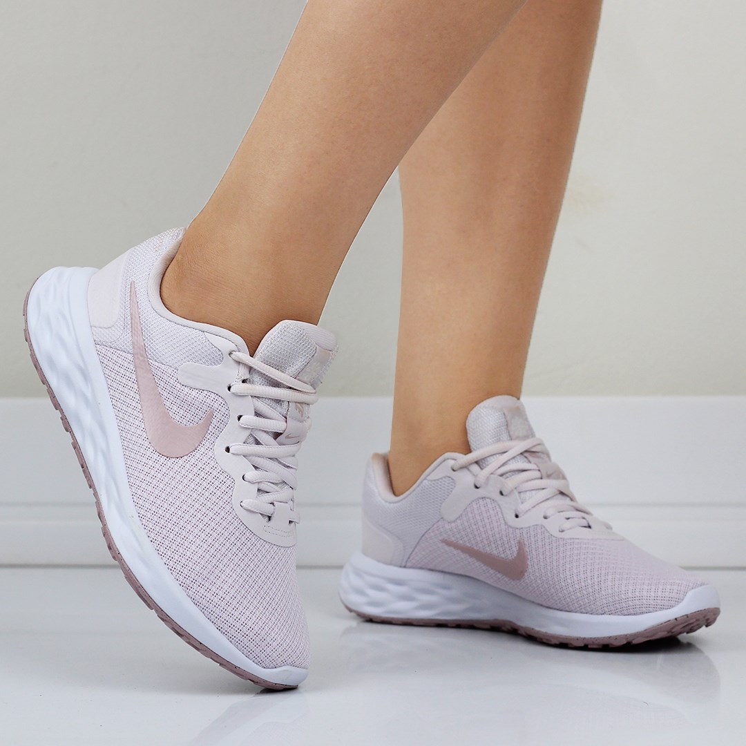 Nike rosa hot sale com cinza