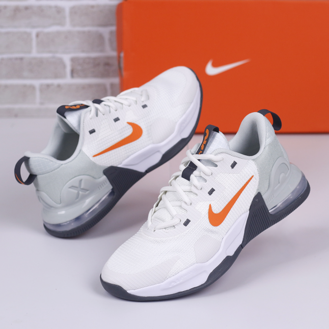 TENIS NIKE BRANCO BRANCO/CINZA AIR MAX ALPHA TRAINER 5