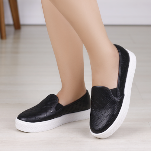 TENIS SLIPPER MOLECA PRETO FEMININO 5712-323-9569 TENIS SLIPPER MOLECA PRETO FEMININO 5712-323-9569